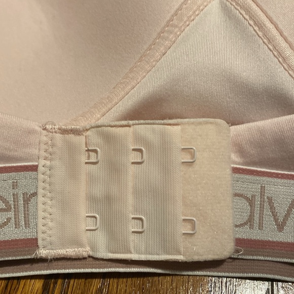 NWT Calvin Klein Bra Wireless Large Pink - Picture 6 of 8